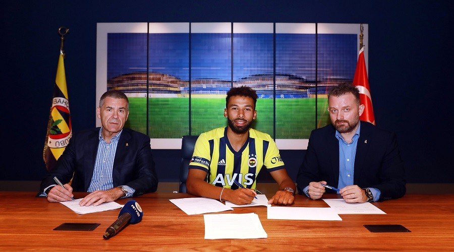 Nazım Sangare resmen Fenerbahçe’de