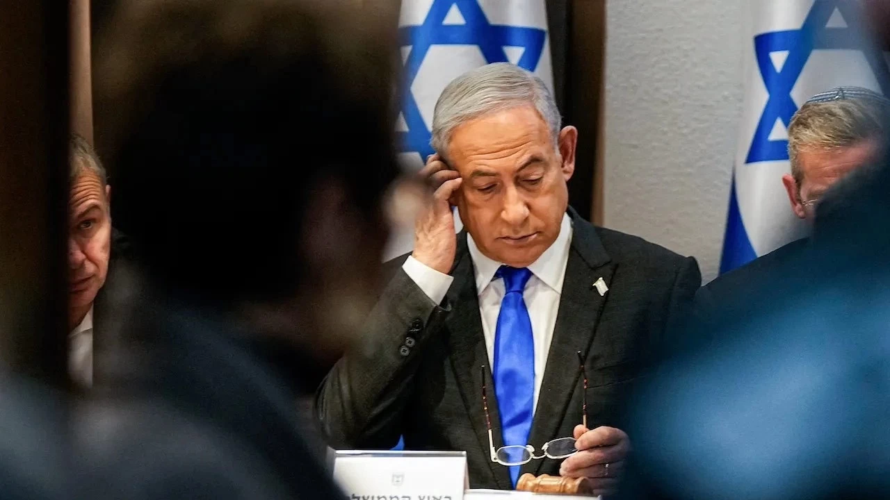 Netanyahu, prostat ameliyat�n�n ard�ndan hastane s���na��na al�nd�