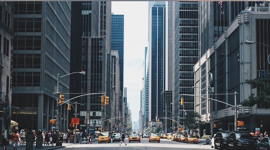 New York'ta ikinci dalga vir�s salg�n�