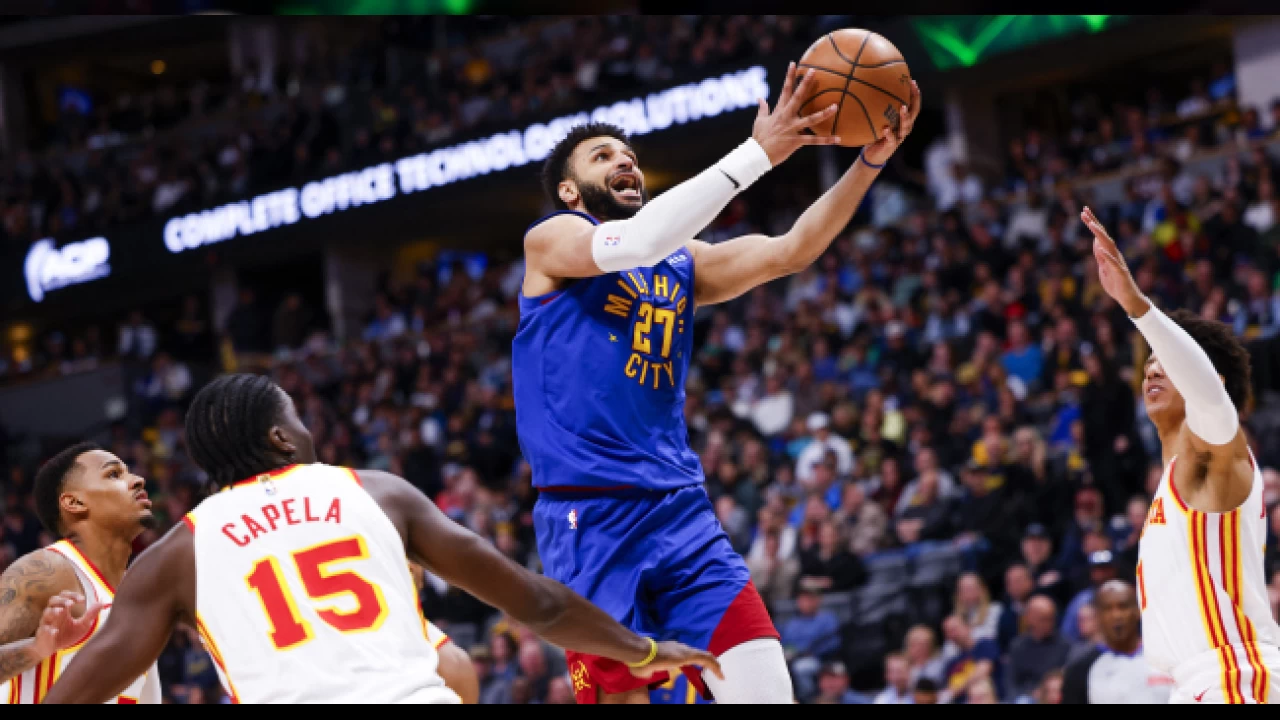 Nuggets'tan Hawks'a 32 say� fark