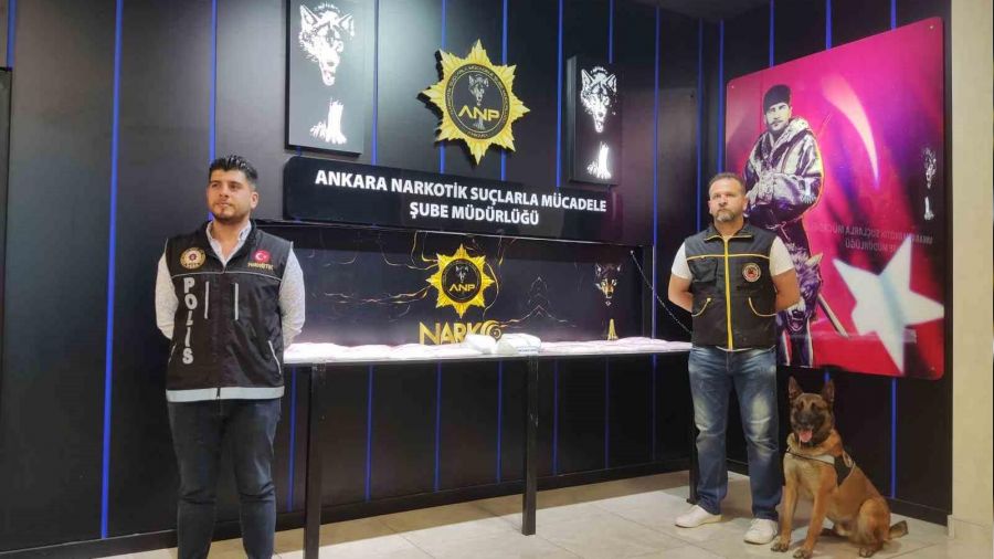 Okul servisinde 7 milyon liralk metamfetamin ele geirildi