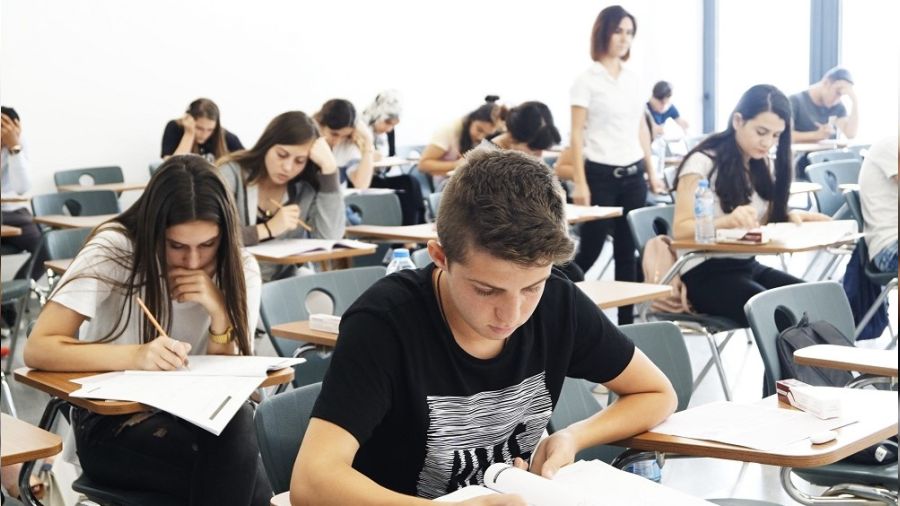 Okullarda ilk dönem birinci sınav tarihleri ertelendi