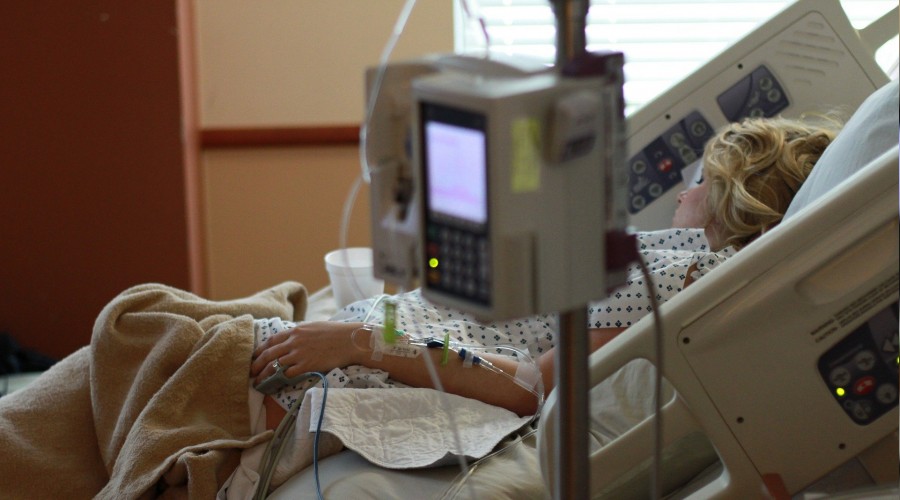 ‘Onkoloji hastaları ziyaretçi kabul etmemeli’