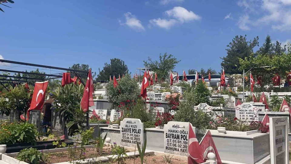 Osmaniye deprem �ehitli�inde h�z�nl� bayram