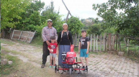 Osmaniye'de çiftçilere motorlu çapa makinesi desteği
