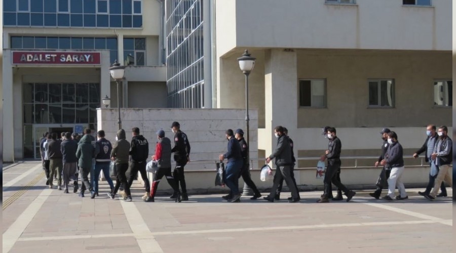 Osmaniye'de DEAŞ operasyonuna 9 tutuklama
