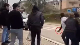 Otobüs şoförü yolcuya bıçak çekti