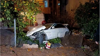 Otoyolda feci kaza: Anne yaraland�, s�r�c� o�lu �ld�