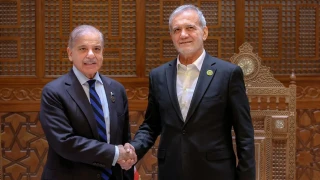 Pakistan Ba�bakan� �erif, �ran Cumhurba�kan� Peze�kiyan ile b�lgesel geli�meleri ele ald� 