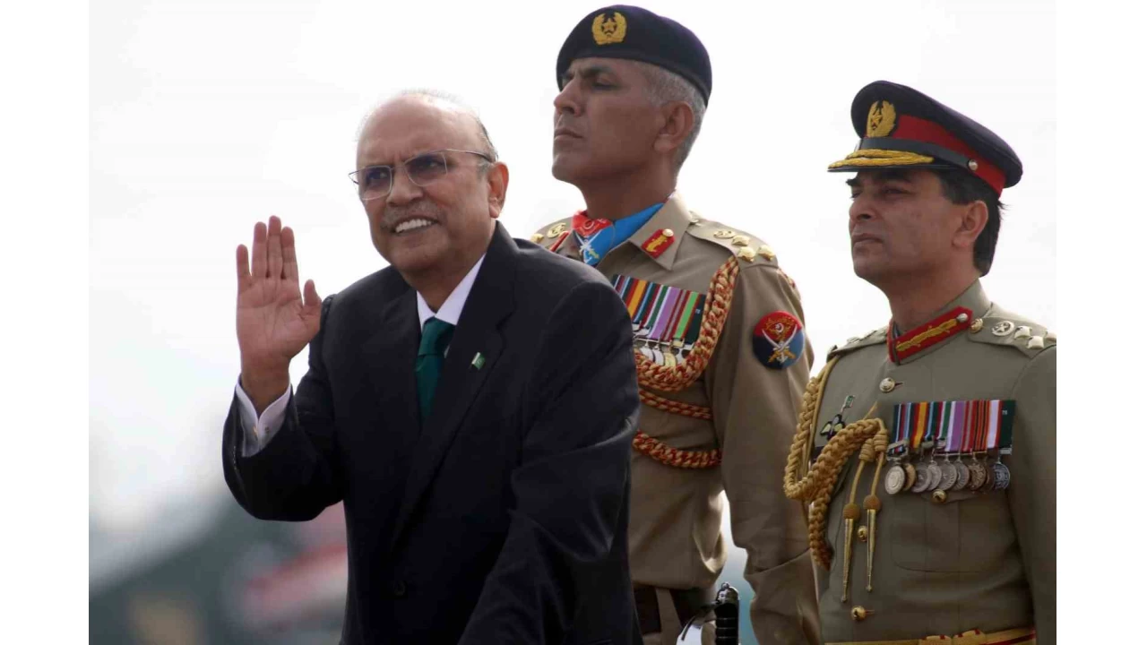 Pakistan Cumhurbaşkanı Zerdari, hastaneye kaldırıldı