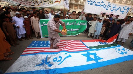 Pakistanllar Kuds iin sokaktalar