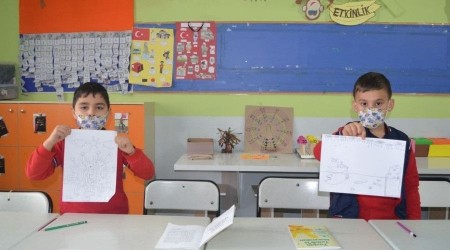 Pandemi dönemini avantaja çeviren 17 öğrenci kitap yazdı