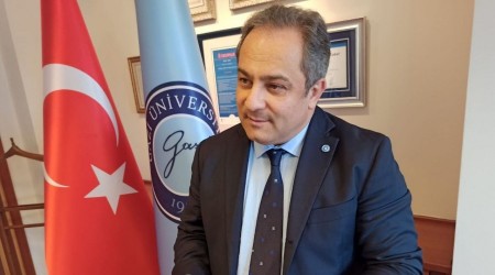 Pandeminin yükünü sağlıkçılar çekiyor