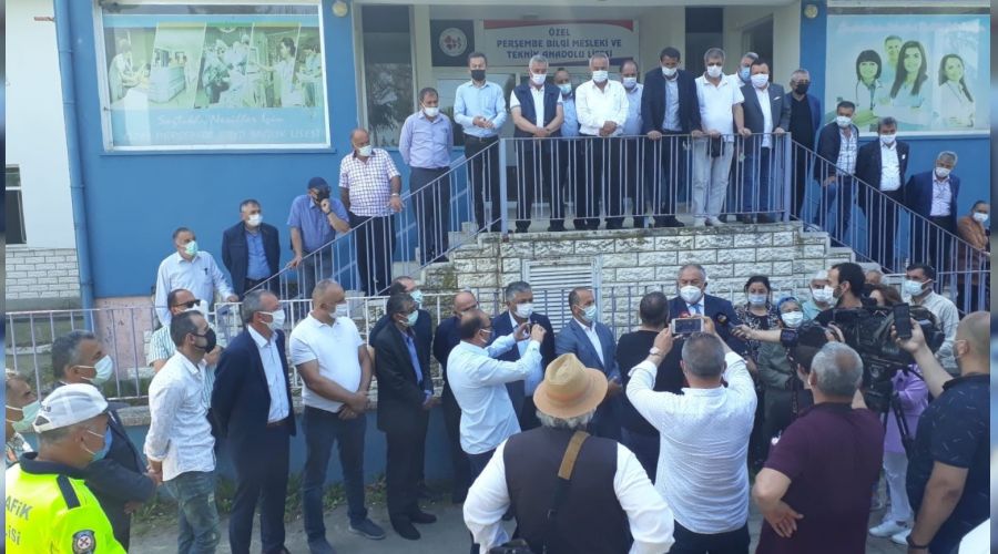 Perşembe 'fakülte' istiyor