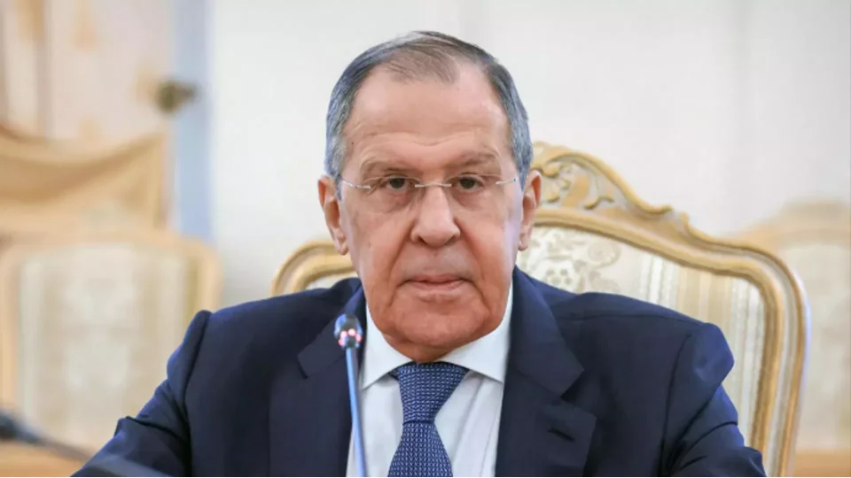 Rusya Dışişleri Bakanı Sergey Lavrov, Batı dünyasının birleşerek Rusya’yı bölme ve ‘stratejik yenilgiye’ uğratma planlarını açıkça yürürlüğe koyduğunu söyledi