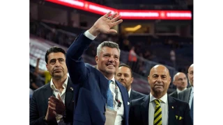 Sadettin Saran, Cumhurbakanl Kupas'nda takmn yalnz brakmad