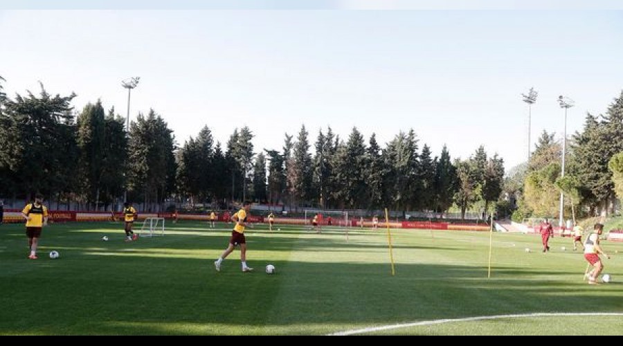 Salg�n d�n��� kritik ma�