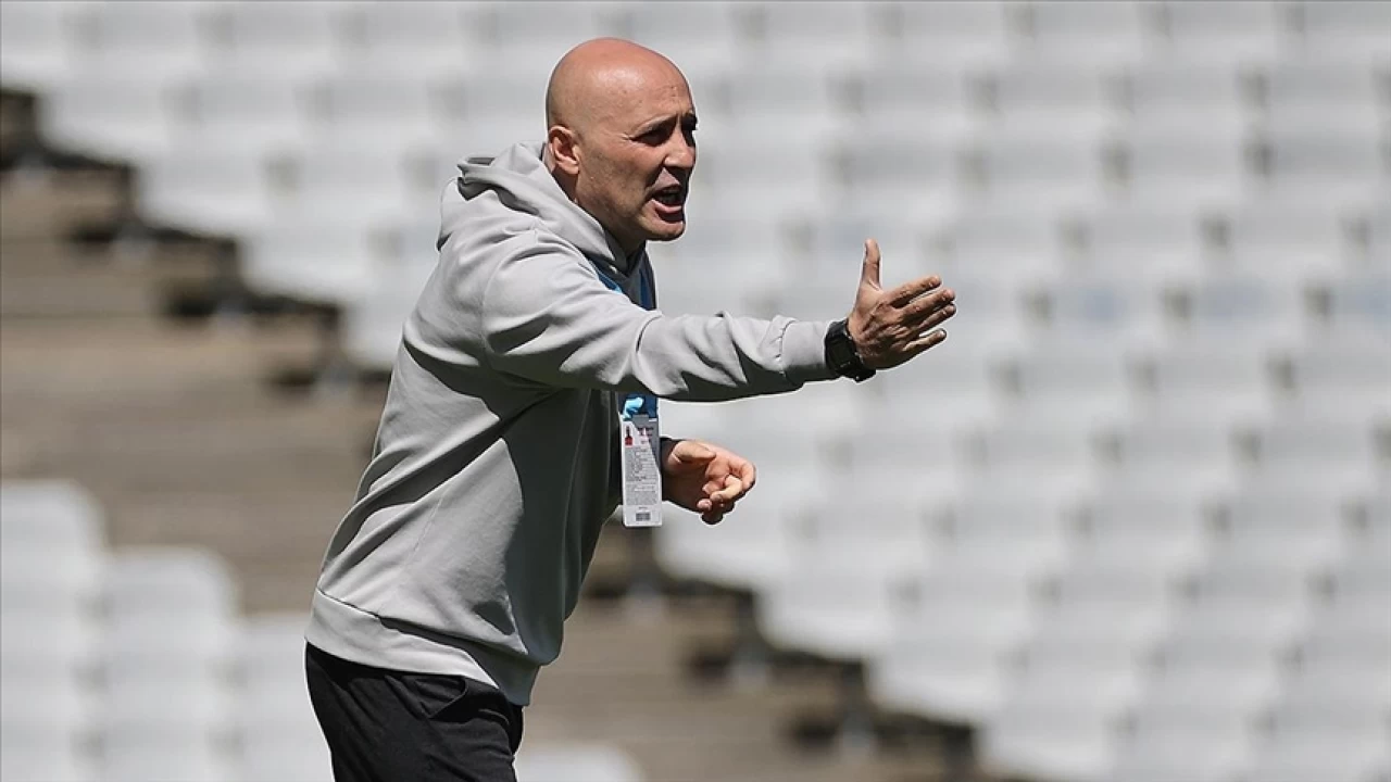 Sami U�urlu yeni tak�m�n� �abuk buldu