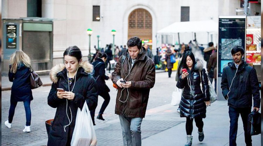 Samsung satışta iPhone'u geçti