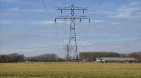 Sanayiciyi resmen elektrik çarptı!