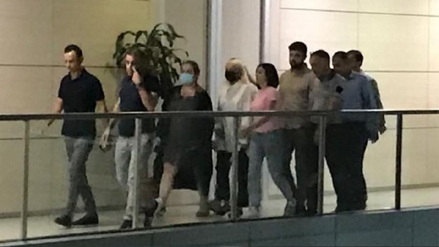 �ark�c� G�l�en tutukland�