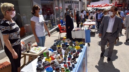Satıcılar da üreticiler de kadın