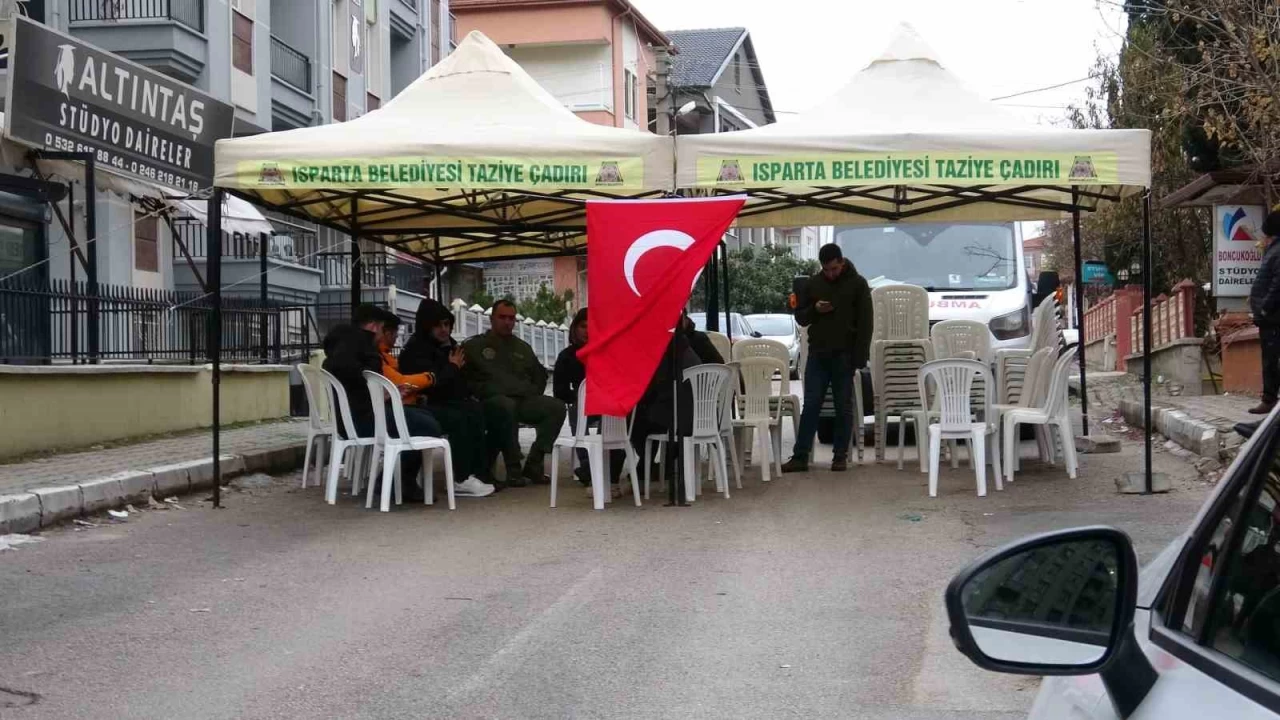ehit  Astsubay pek'in evinin nne taziye adr kuruldu