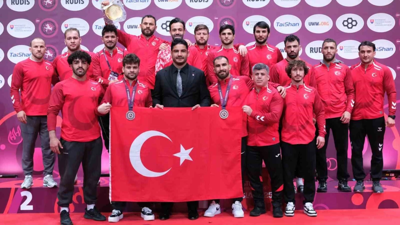 Serbest Güreş Milli Takımı Avrupa üçüncüsü, şampiyon Azerbaycan