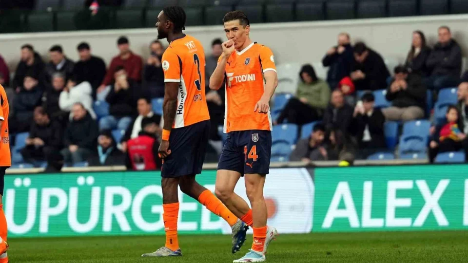 Shomurodov, ligde 20. gol�n� kaydetti