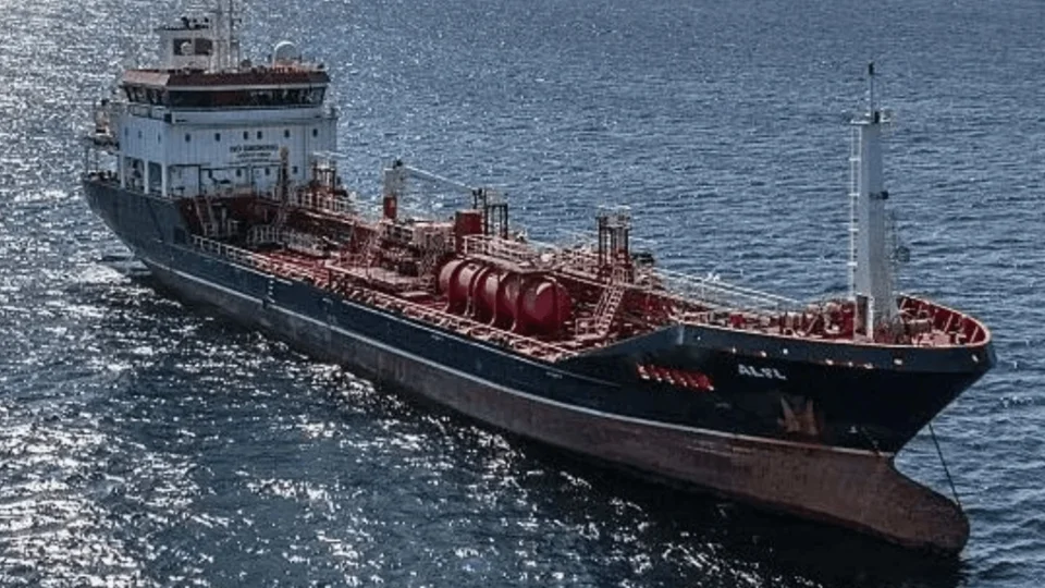 Silivri a��klar�nda iki geminin �arp��t��� kazaya ili�kin �n bilirki�i raporu haz�rland�