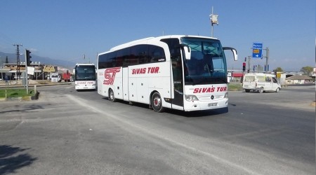Sınırdaki birliklere askeri personel sevkiyatı
