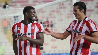 Sivasspor, Adana Demirspor'a gol yadrd