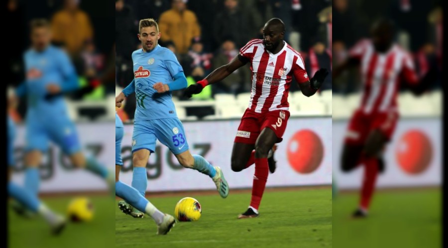 Sivasspor paçayı son dakikada kurtardı