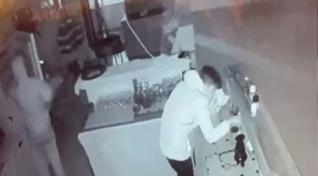 SMA hastası Arya bebeğin yardım kumbarasını çaldılar