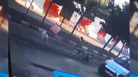 Sokak köpekleri çocuğa saldırdı 