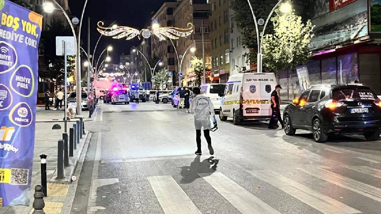 Sultangazi'de silahl� sald�r�: 1 �l�, 4 yaral� 
