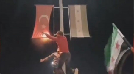Suriye'de (ÖSO bölgesinde) Türk bayrağına alçak saldırı