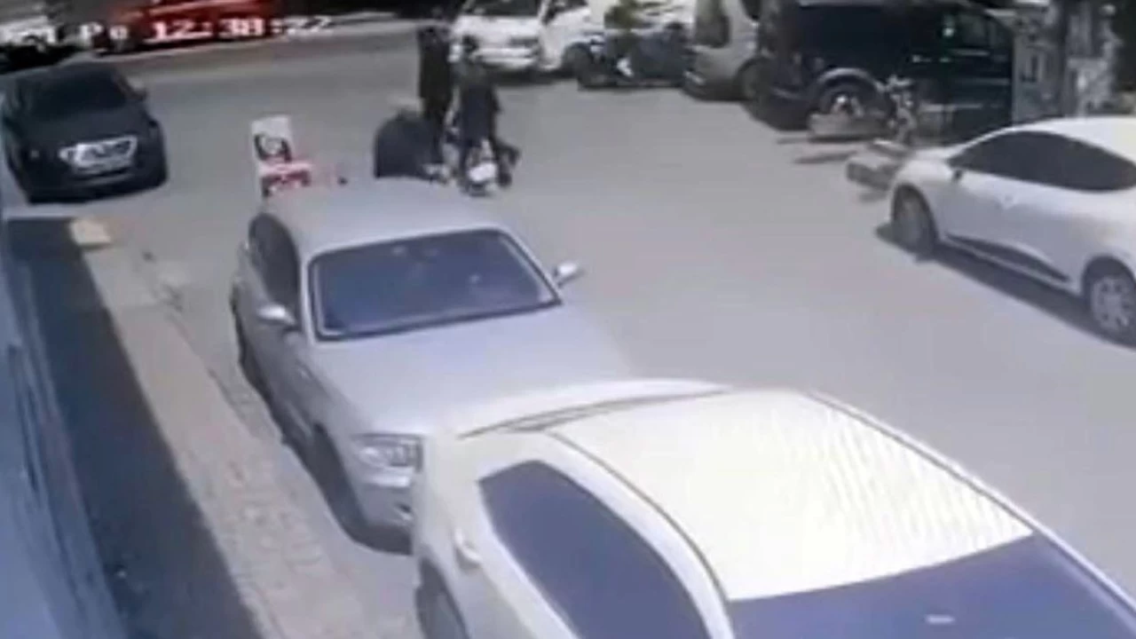 Suriyeli kad�n otel kap�s�nda do�um yapt�