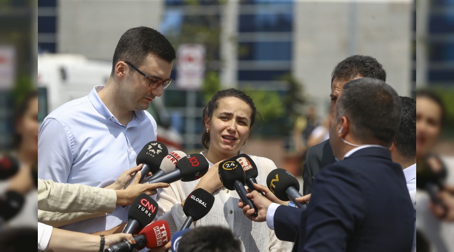 Tahliye karar� hamile kad�n� a�latt�