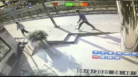 Taksim'de kadınları hedef alan kapkaç çetesi kamerada