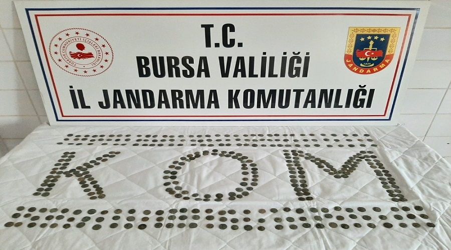 Tarihi eserleri jandarmaya satmaya kalktılar