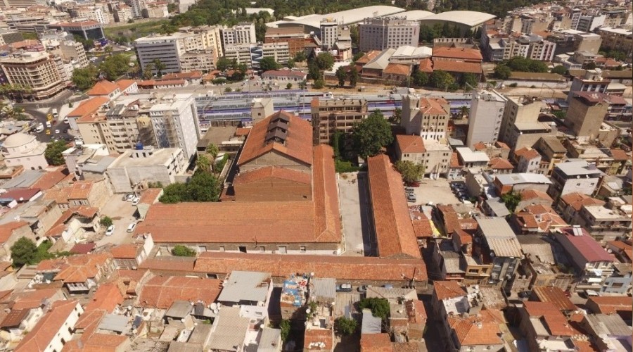 Tarihi sinema ve han yeniden İzmir'e kazandırılacak