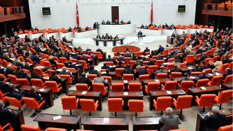  TBMM�nin tatili sona eriyor. 28. D�nem 5. Yasama Y�l�, 1 Ekim Per�embe g�n� saat 14.00�te yap�lacak �zel oturumla ba�layacak