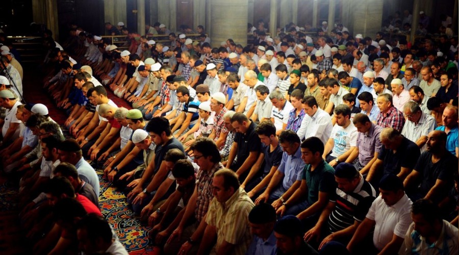 Teravih namazları camilerde kılınmayacak