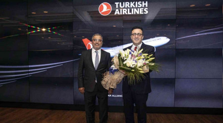 THY'de devir teslim gerçekleşti