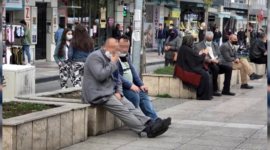 Tiryakiler çok dertli: 'Evde hanım, dışarıda devlet yasaklıyor'