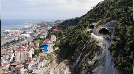 Trabzon'da Boztepe Tneli'nin yapm sryor
