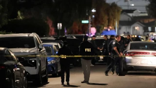 Trump, Beyaz Saray Muhabirleri Derne�i yeme�indeki silahl� sald�r�da 1 polisin yaraland���n� belirtti