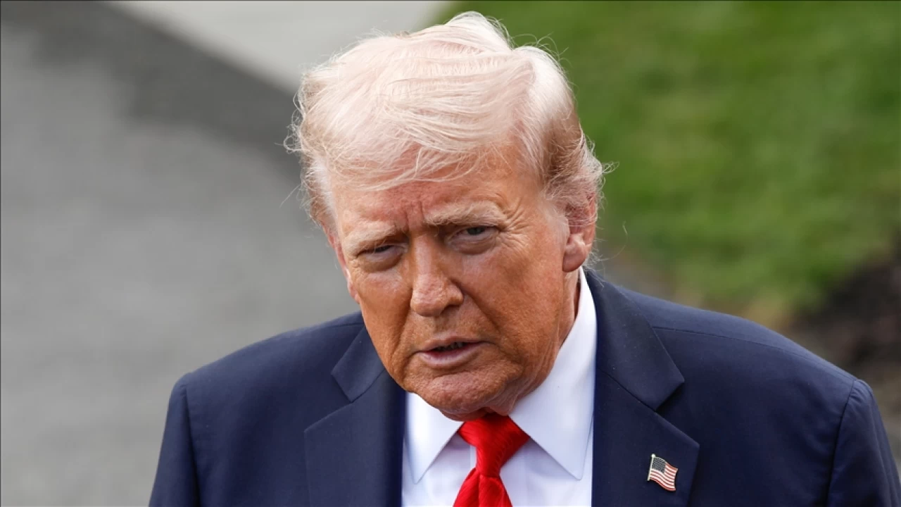 Trump, Yankees beyzbol tak�m�n�n ma��nda yuhaland�