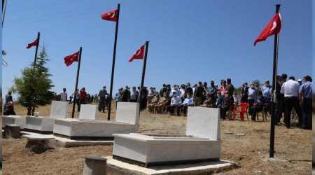 Tunceli'de Güneybaşı köyü şehitleri anıldı